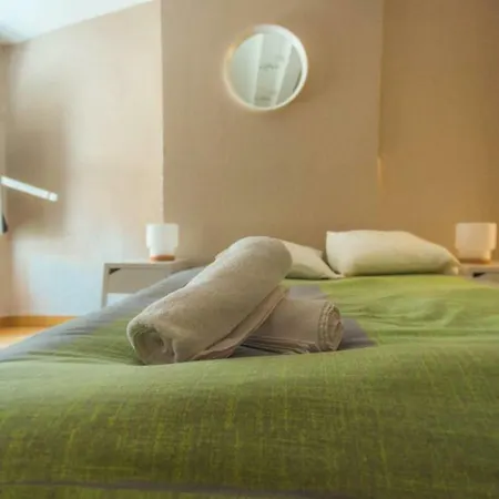 T2 St Georges District// 4 Beddings Apartment